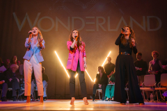 20260414_MSZSZ_Wonderland_sajttaj_-small_27