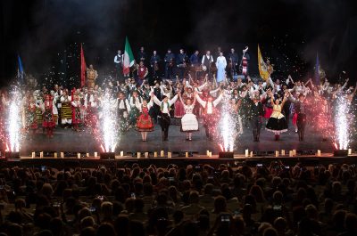 31. DUNA KARNEVÁL NEMZETKÖZI KULTURÁLIS FESZTIVÁL Táncba szőtt szerelem