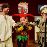 Görbetükör Színház: MÁTYÁS KIRÁLY A CSILLAGOK KÖZÖTT